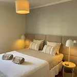 Besthomestay- Lisbon- Garden, Pool&garage Apartment Lissabon