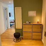Apartment Besthomestay- Lisbon- Garden, Pool&garage