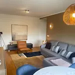 Apartment Besthomestay- Lisbon- Garden, Pool&garage *