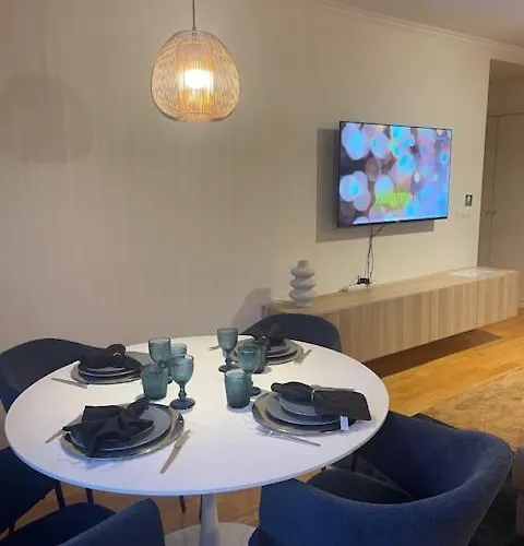 Besthomestay- Lisbon- Garden, Pool & Garage Lisboa