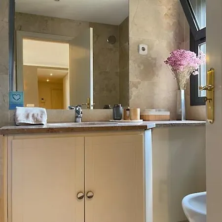 Besthomestay- Lisbon- Garden, Pool & Garage 公寓 *