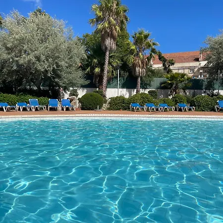 Besthomestay- Lisbon- Garden, Pool & Garage 公寓 Lisboa